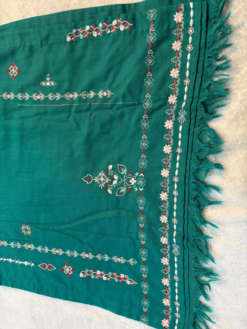Zareen : Emerald Green Embroidered Three-Piece Suit