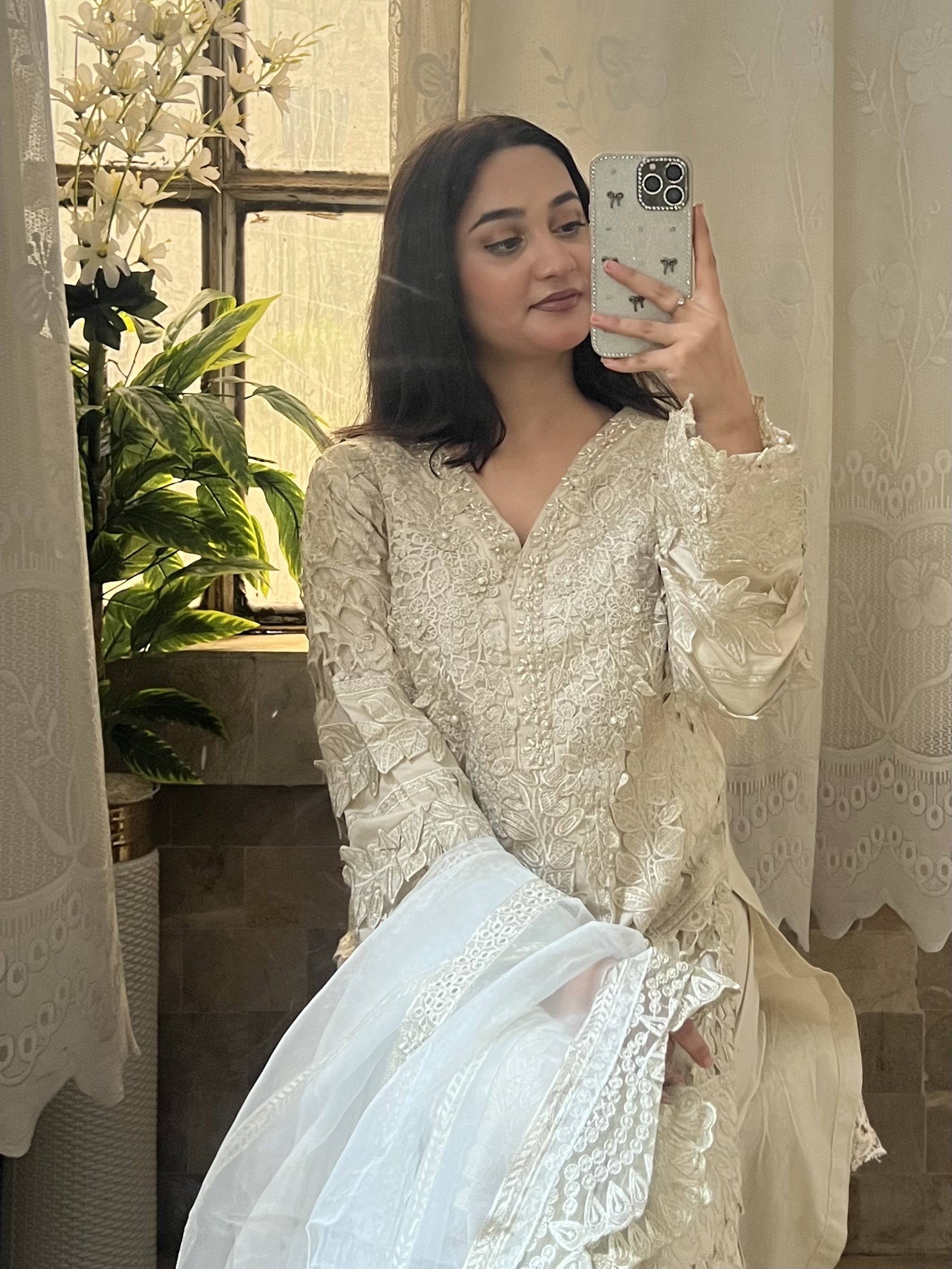 Name: Ivory Noor : Ivory Embroidered Formal Suit with Lace Dupatta