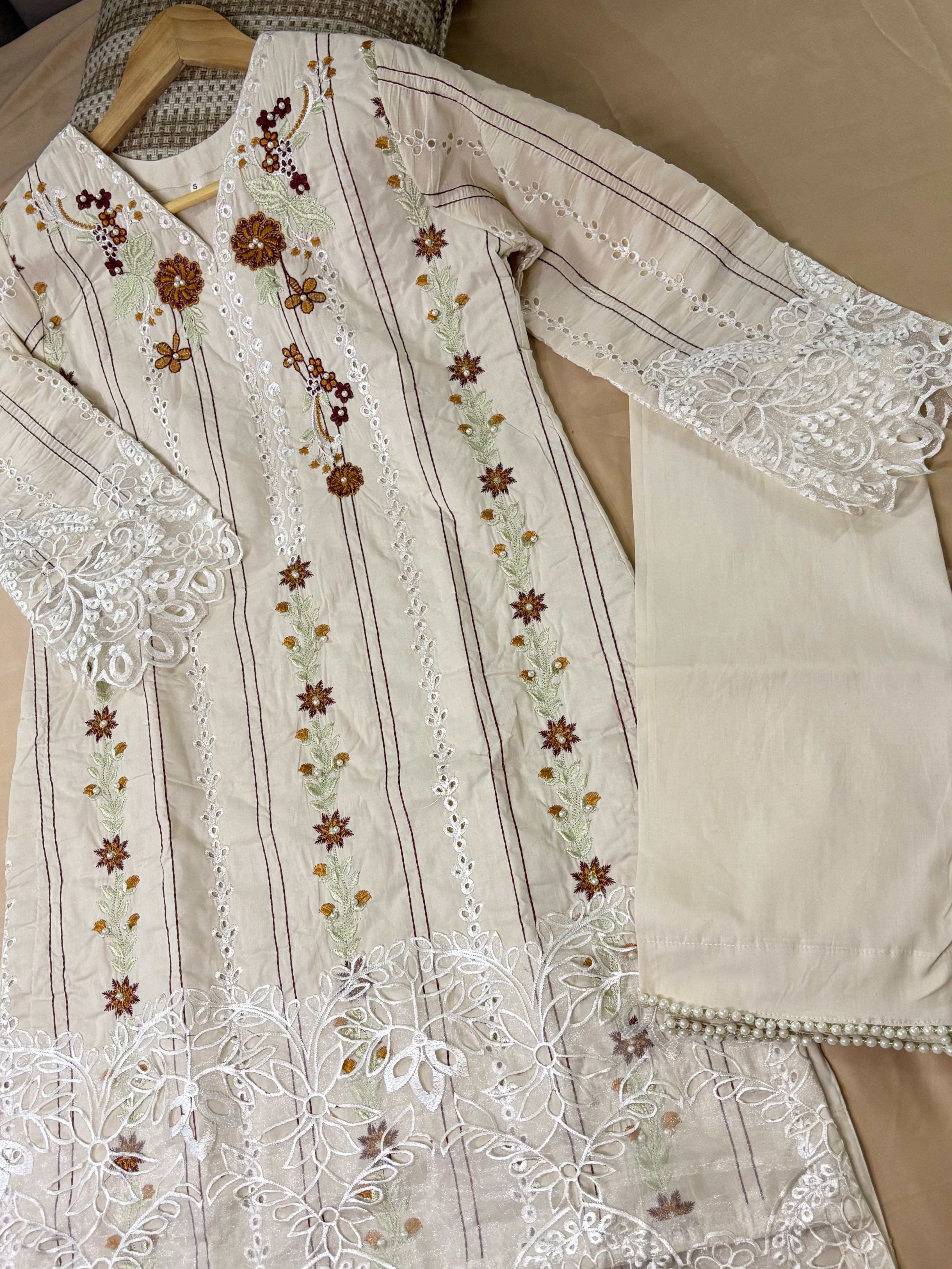 Roshan Ara : Ivory Floral Embroidered Three-Piece Suit with Rose Print Dupatta
