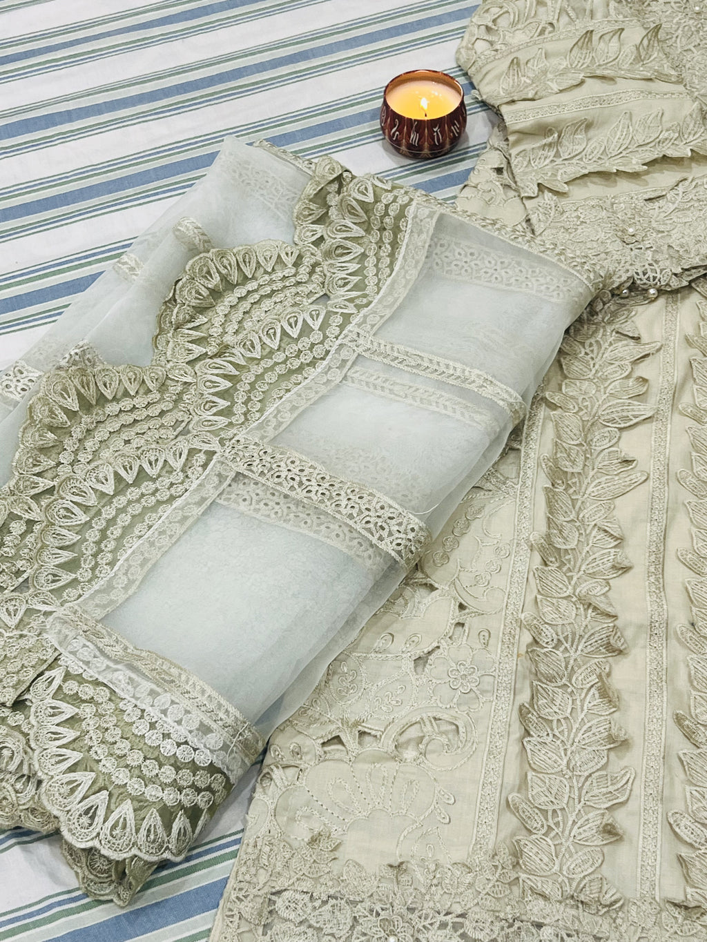 Name: Ivory Noor : Ivory Embroidered Formal Suit with Lace Dupatta