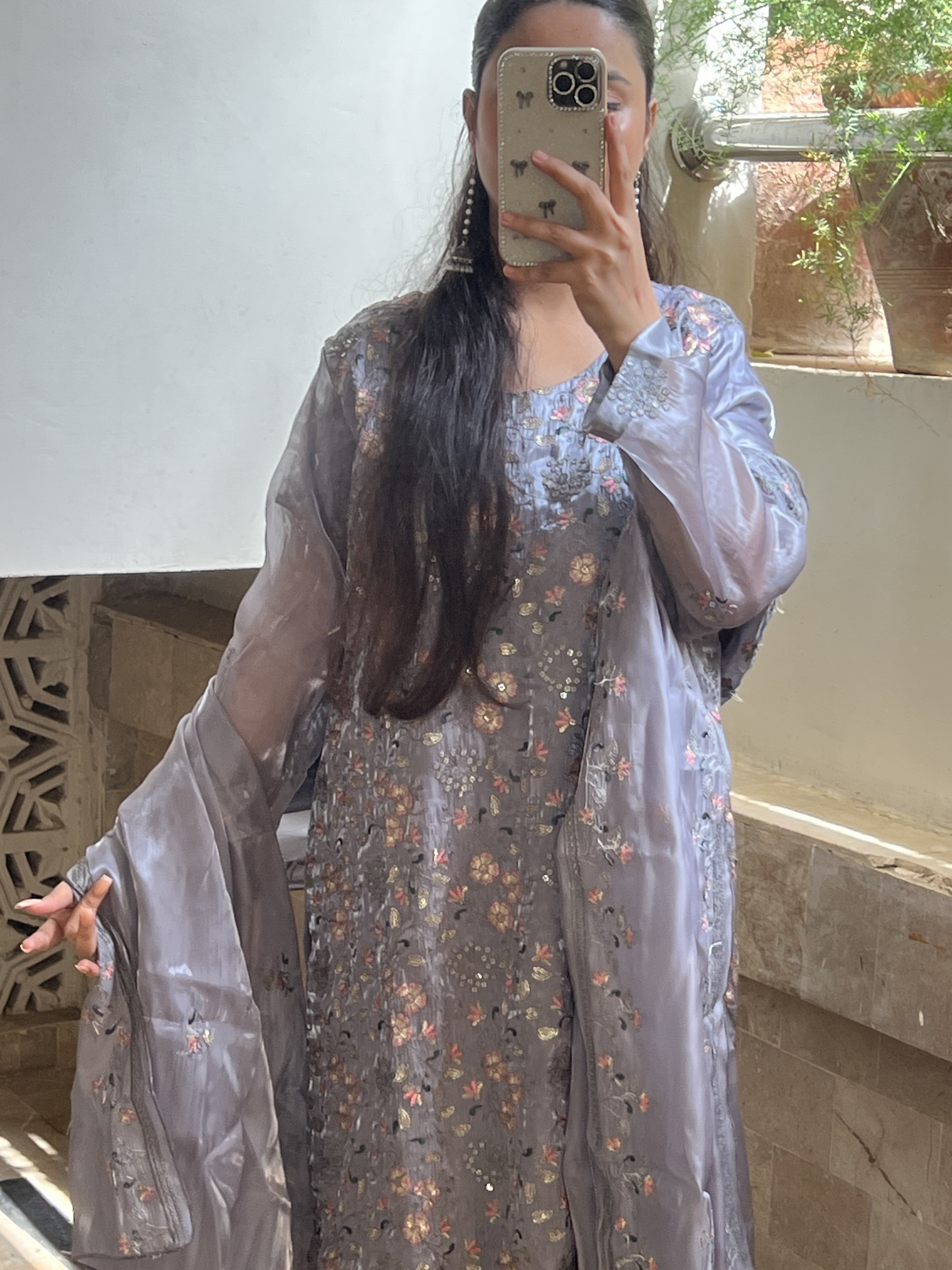 Sunehri Mist : Dove Grey Floral Embroidered Three-Piece Suit