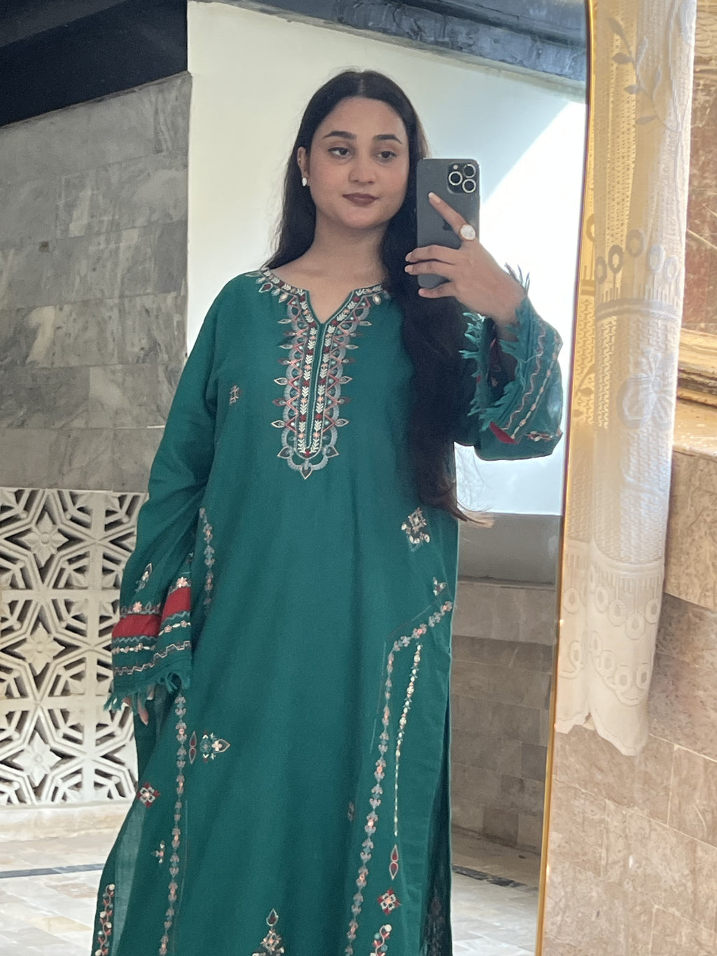 Zareen : Emerald Green Embroidered Three-Piece Suit